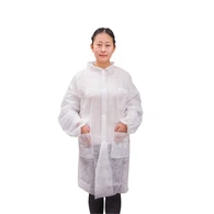 Kertakäyttöiset hammaslaboratoriotakit